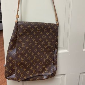 Louis Vuitton Crossbody